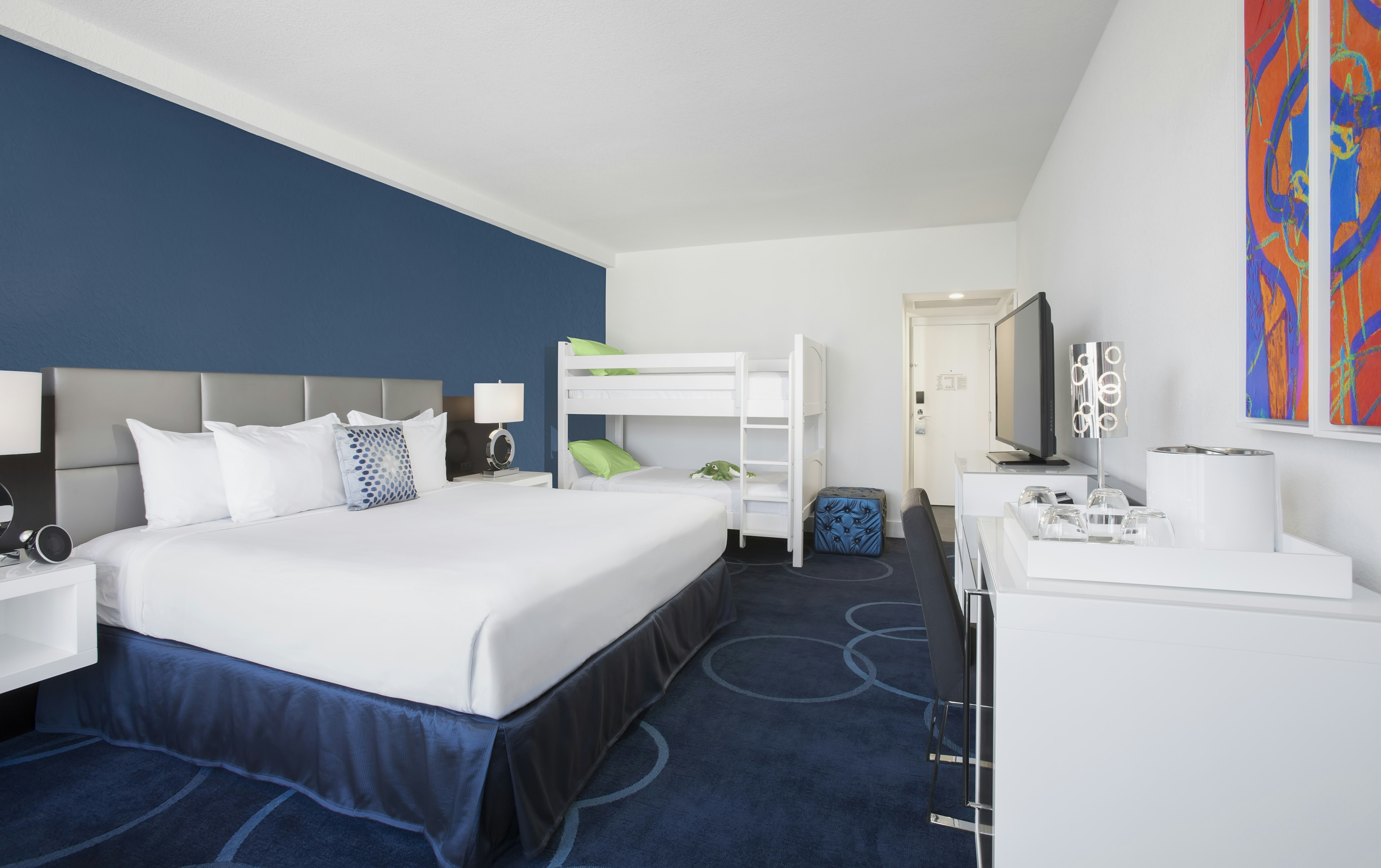 Renaissance Orlando Resort - Disney Springs Area 8/18