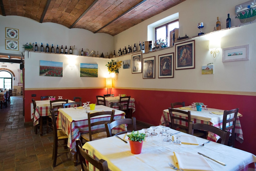 Agriturismo San Galgano 38/50