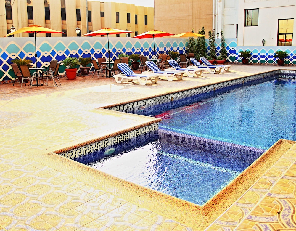 Bahrain International Hotel 39/42