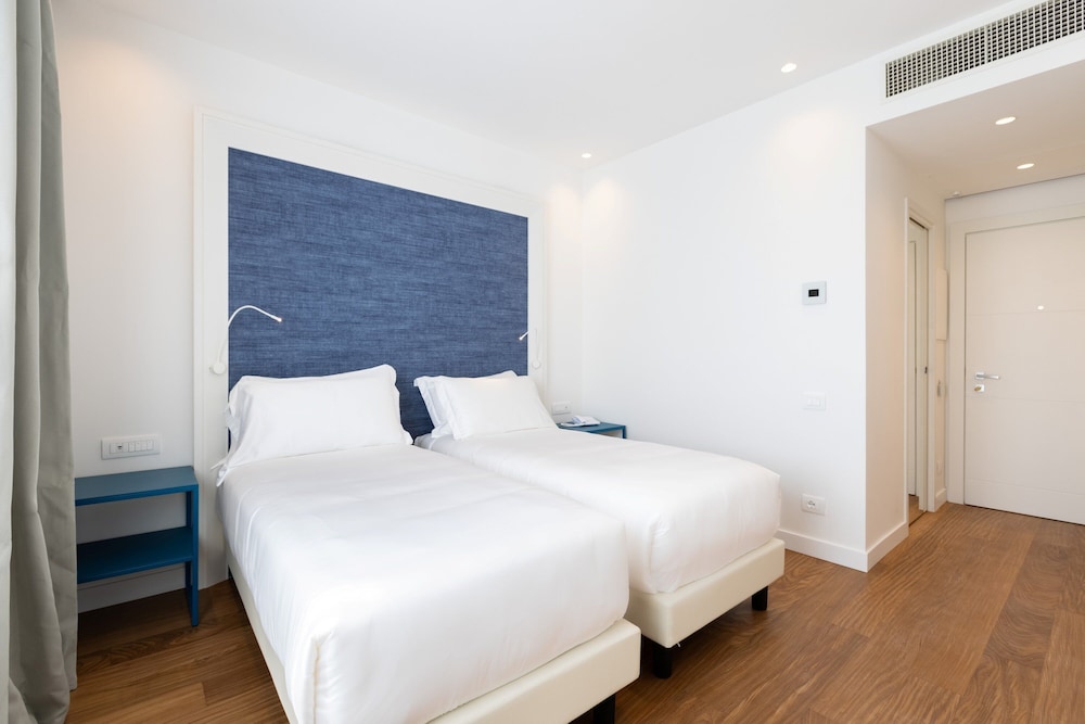 Room at Hotel Morfeo, MILAN