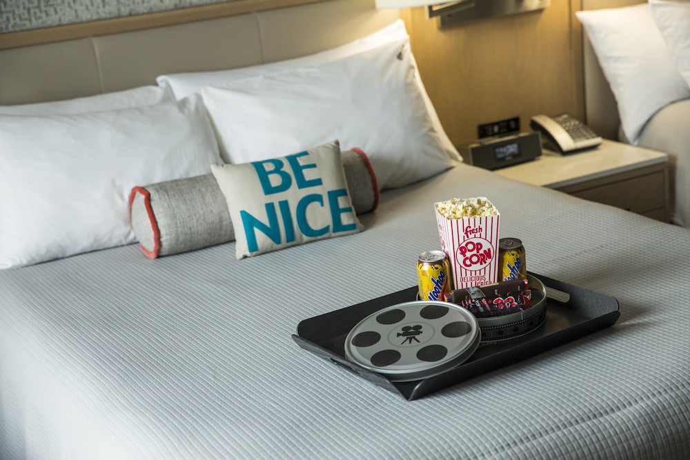 Universal's Hard Rock Hotel photo4
