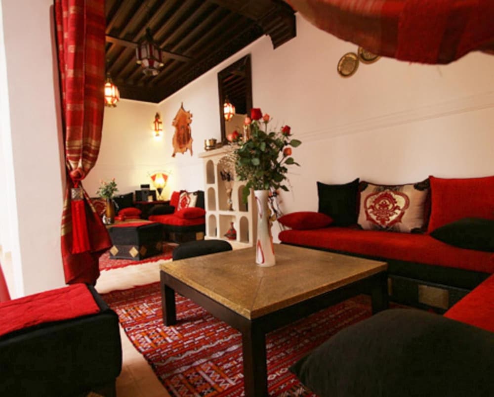 Riad Shaloma 8/19