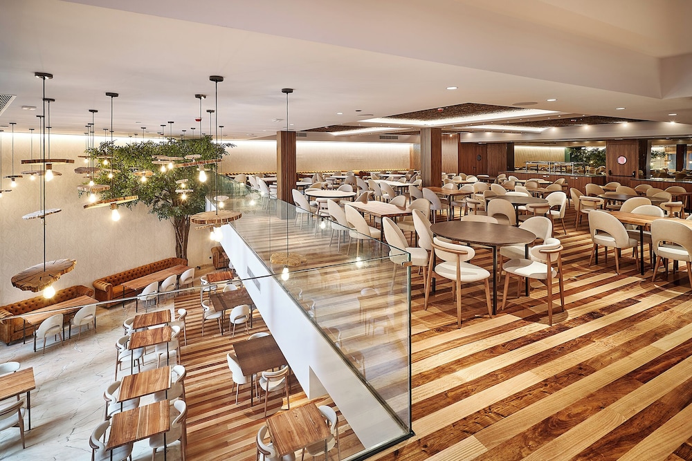 The Log Porto Hotel by Piamonte Hotels 41/50