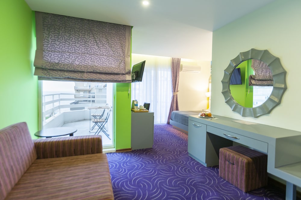 Mene City Hotel 31/70