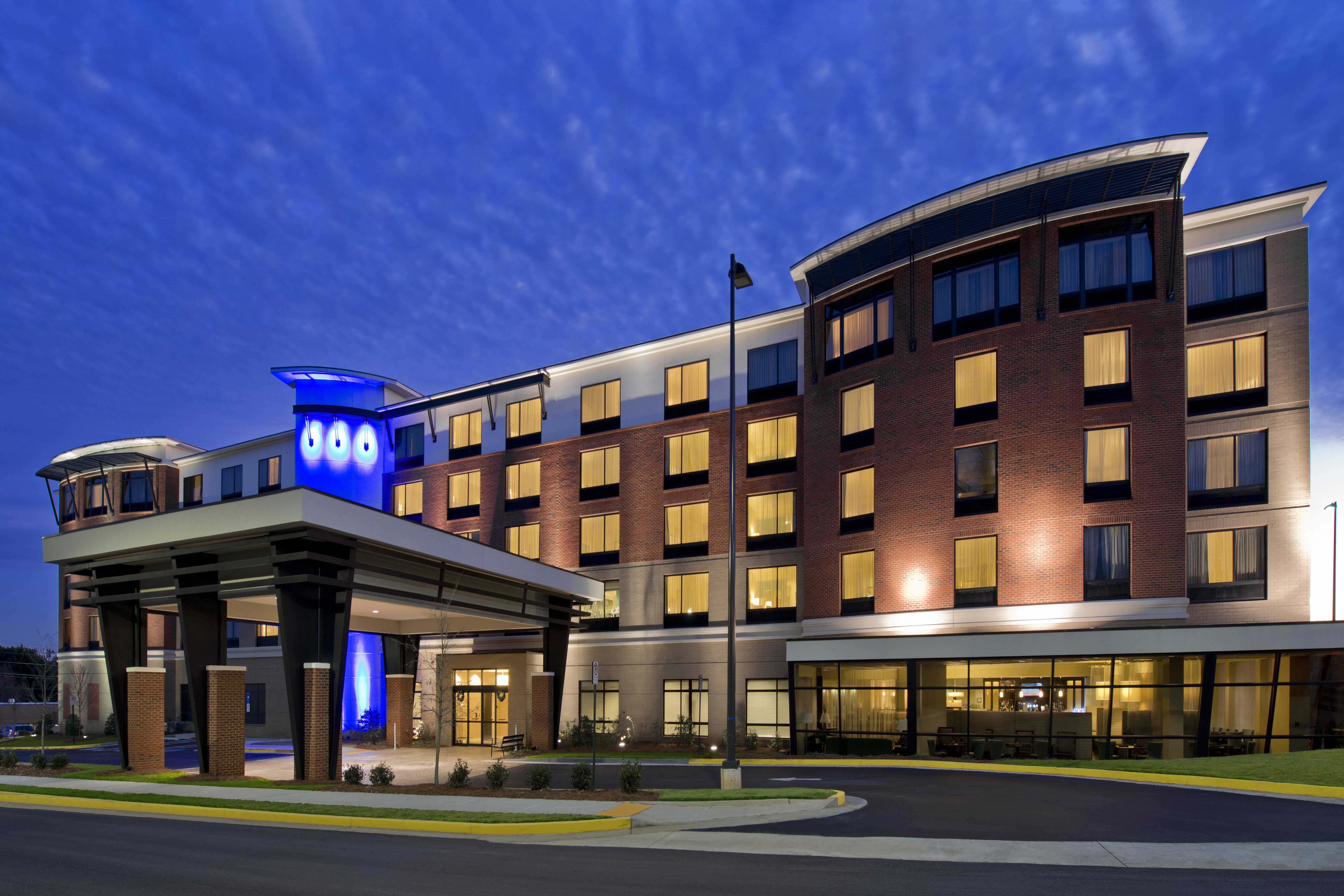 Hotel Indigo Atlanta Airport College Park 2/19