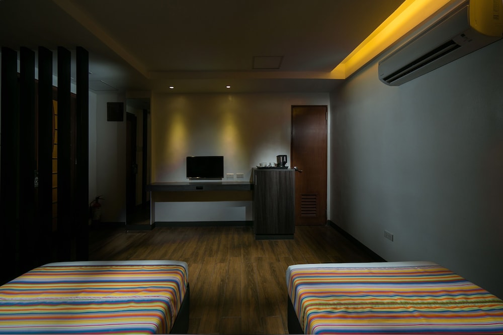 950 Condotel 40/58