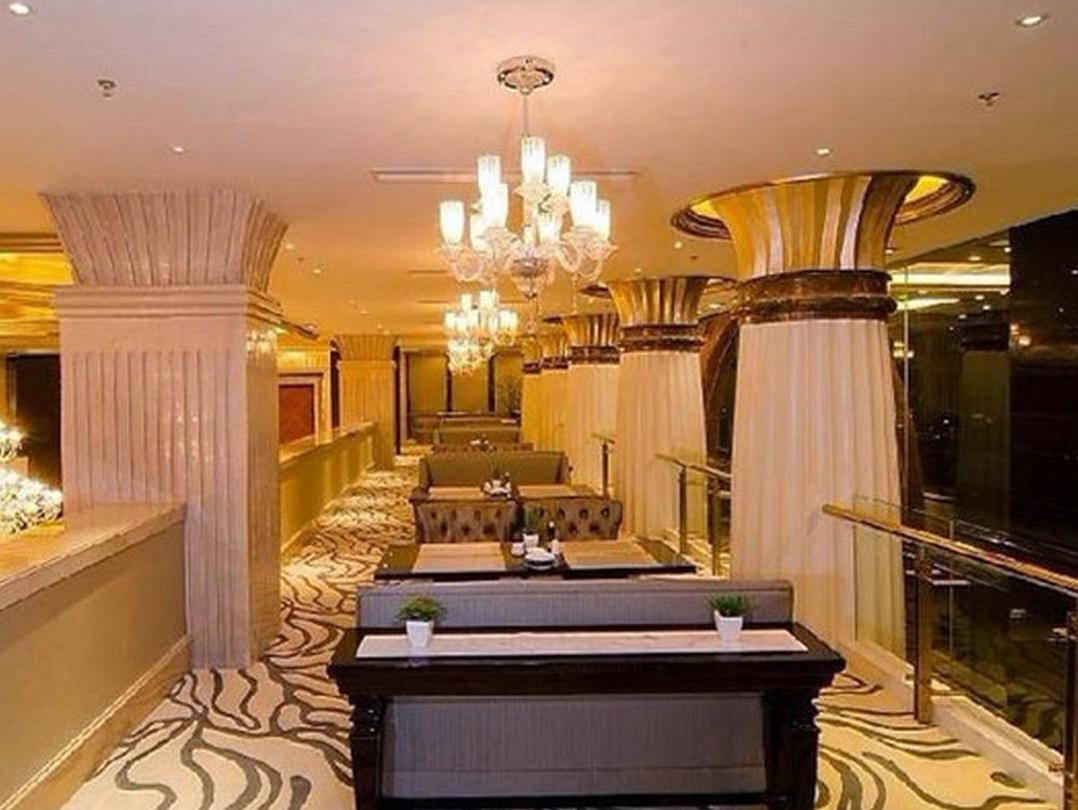 Yunhat Hotel 38/52