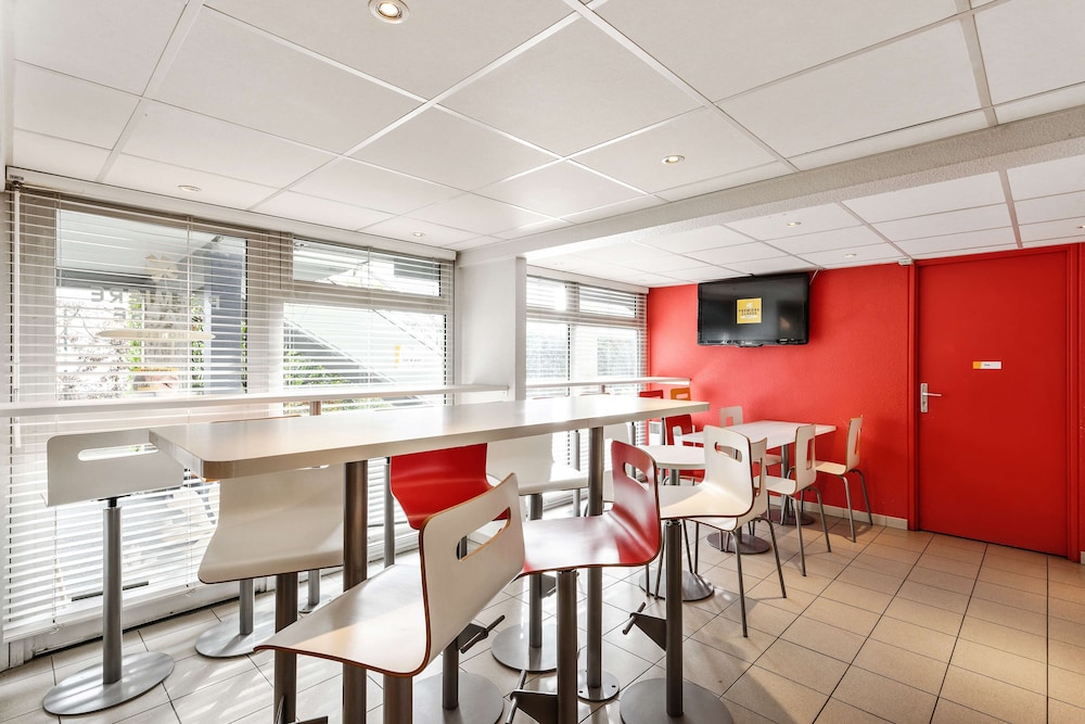 Hotel Premiere Classe Caen Nord Memorial 23/47