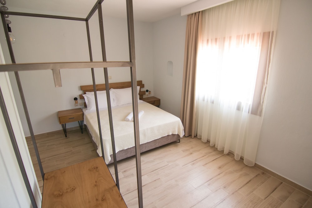 Casa Luxury Suites 13/44