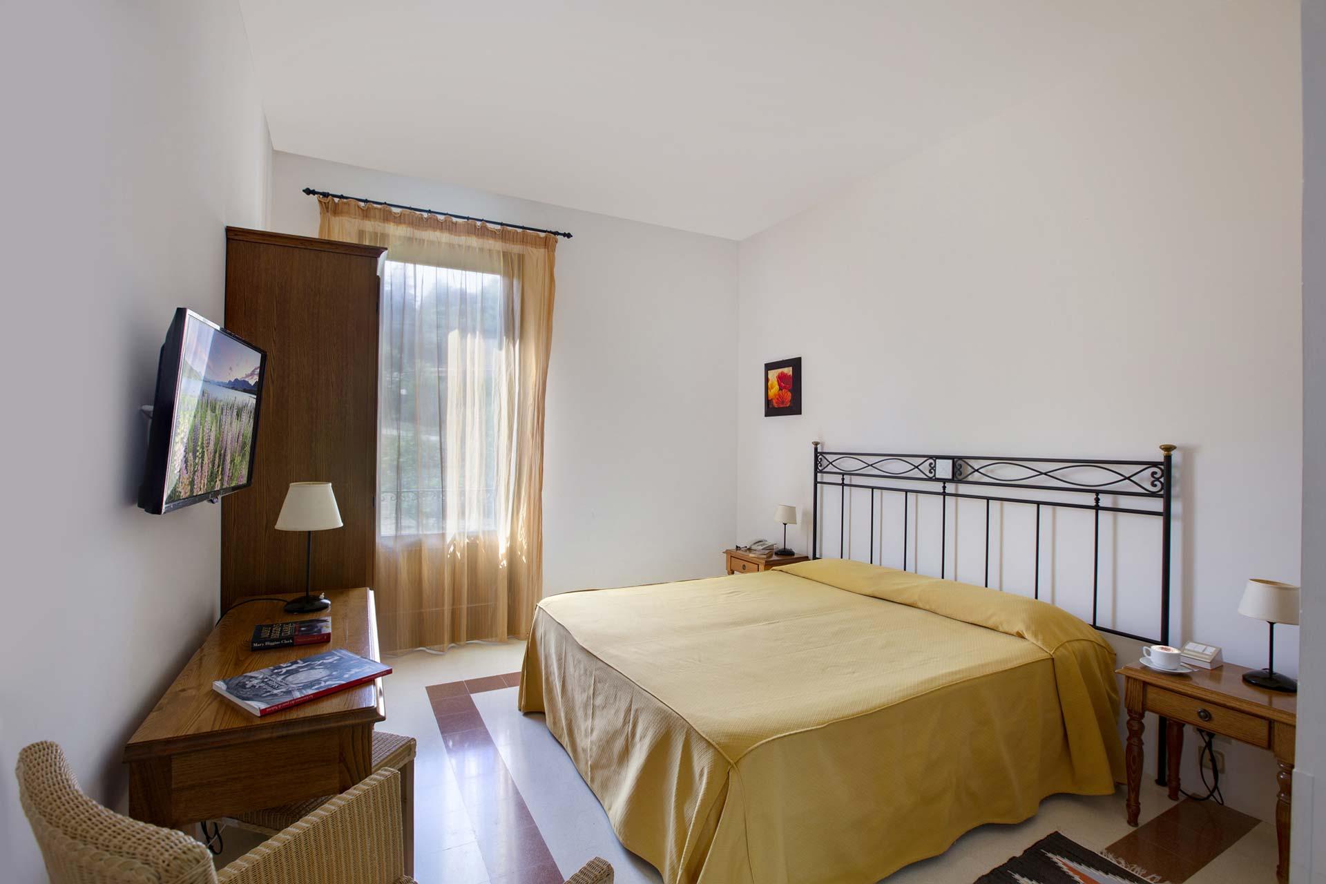 غرفة قياسية بسرير مزدوج بإطلالة على الحديقة، Hotel Baglio Santacroce 3/3