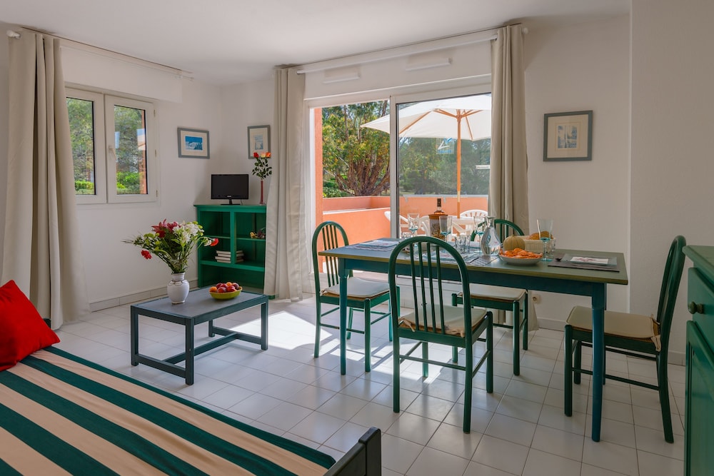 Residence Lagrange Vacances Le Domaine Des Grands Pins 13/25