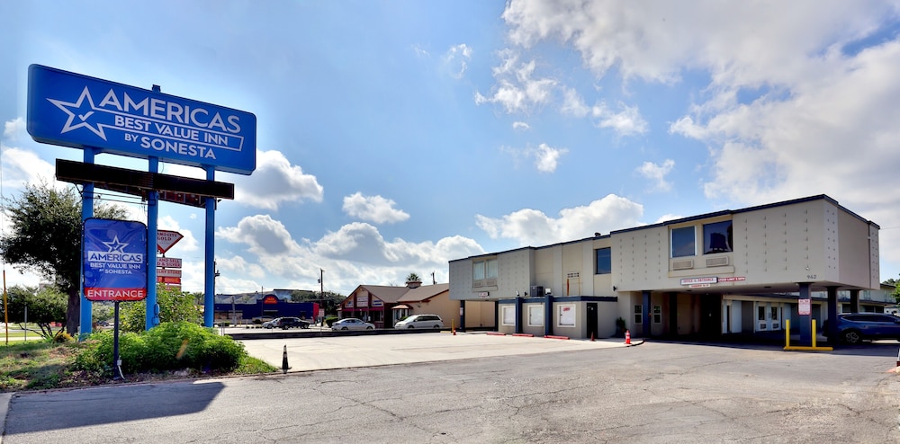 Americas Best Value Inn San Antonio Airport South 34/39