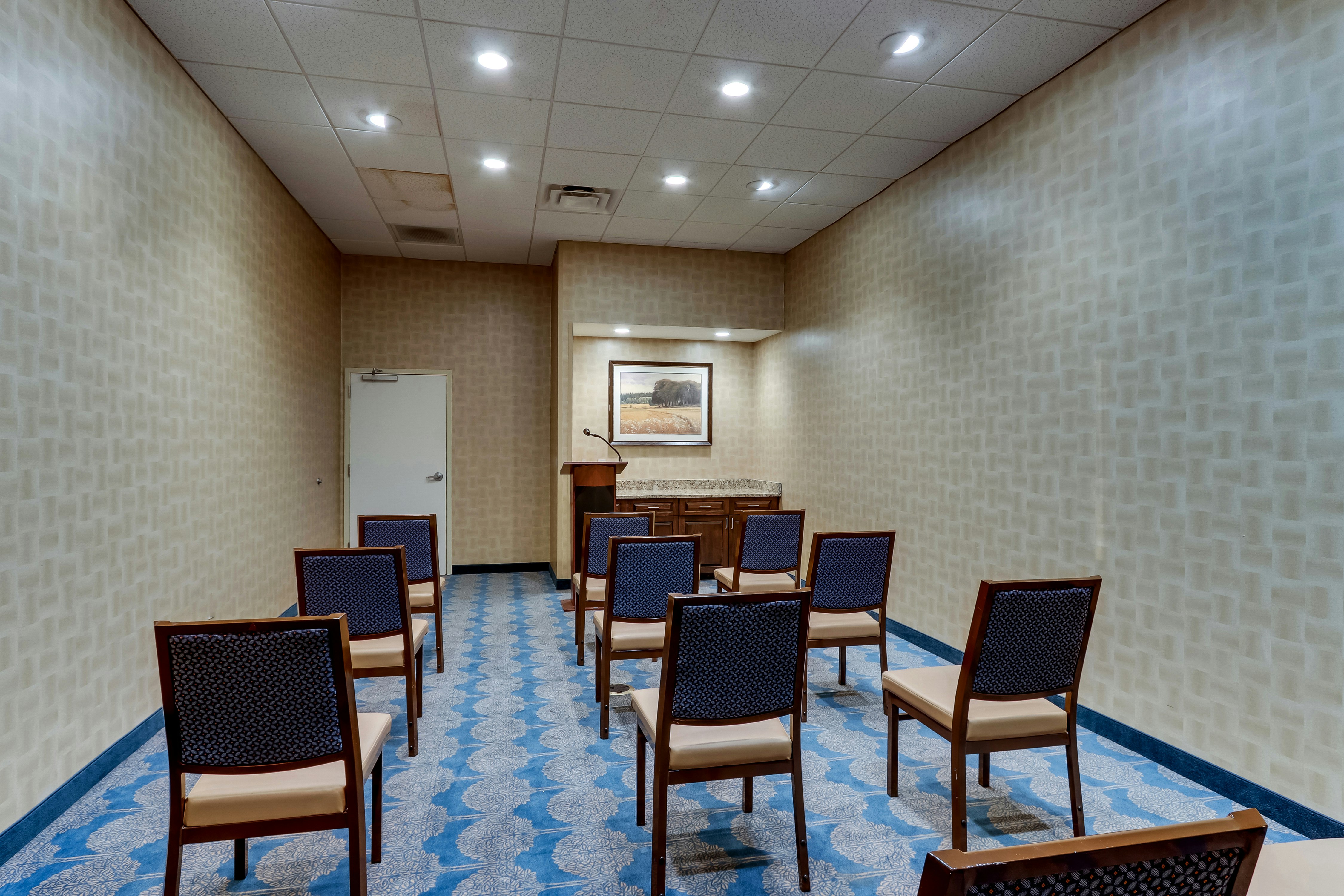 Hampton Inn & Suites Hartsville 56/76