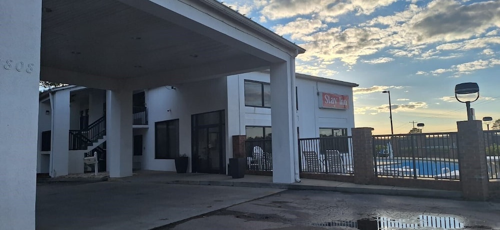 Super 8 by Wyndham Kannapolis 2/33