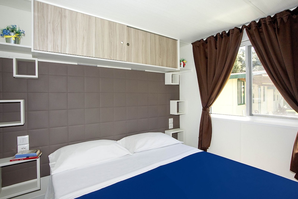 Camping Village Baia Azzurra 24/71