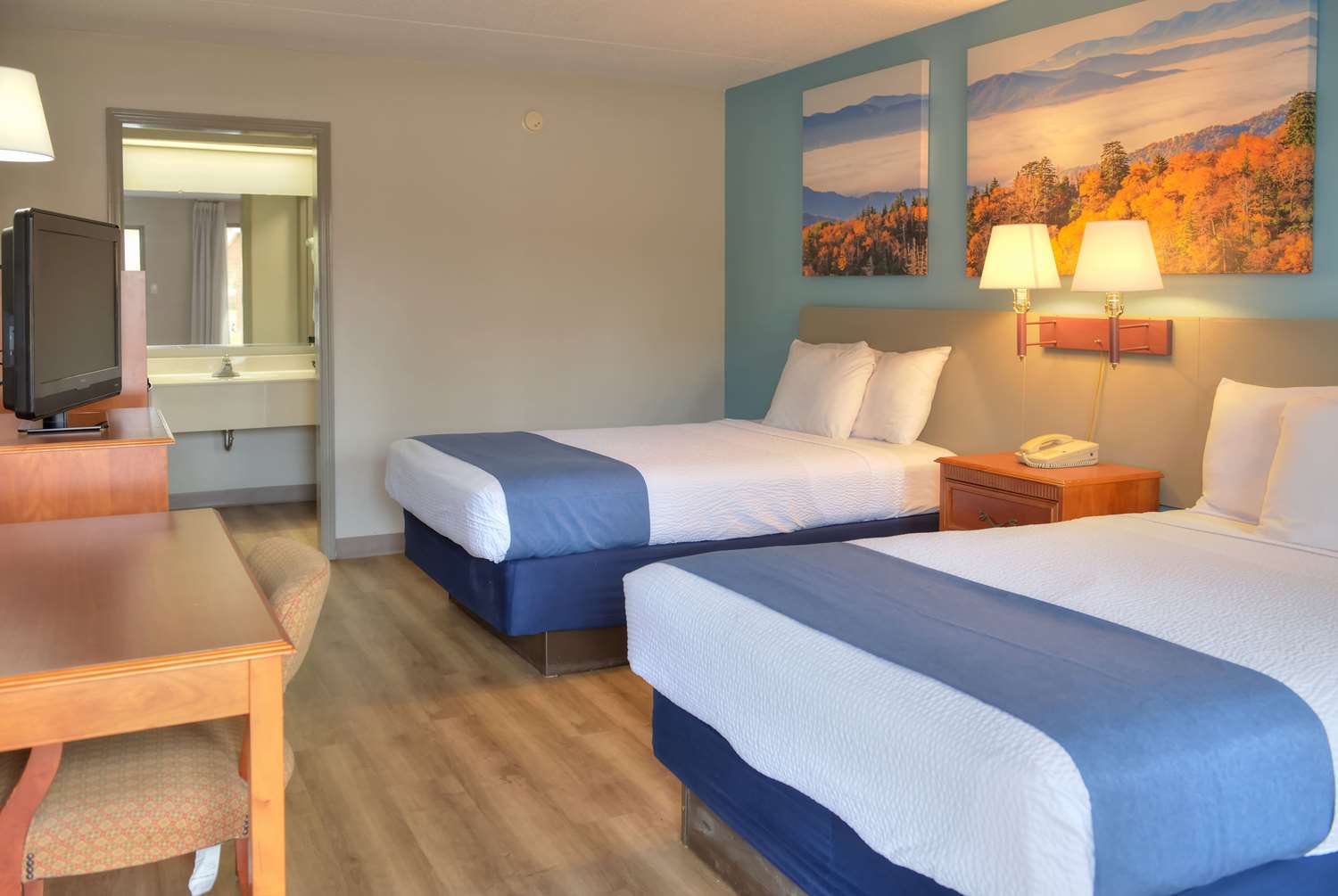Days Inn by Wyndham Harriman 16/39