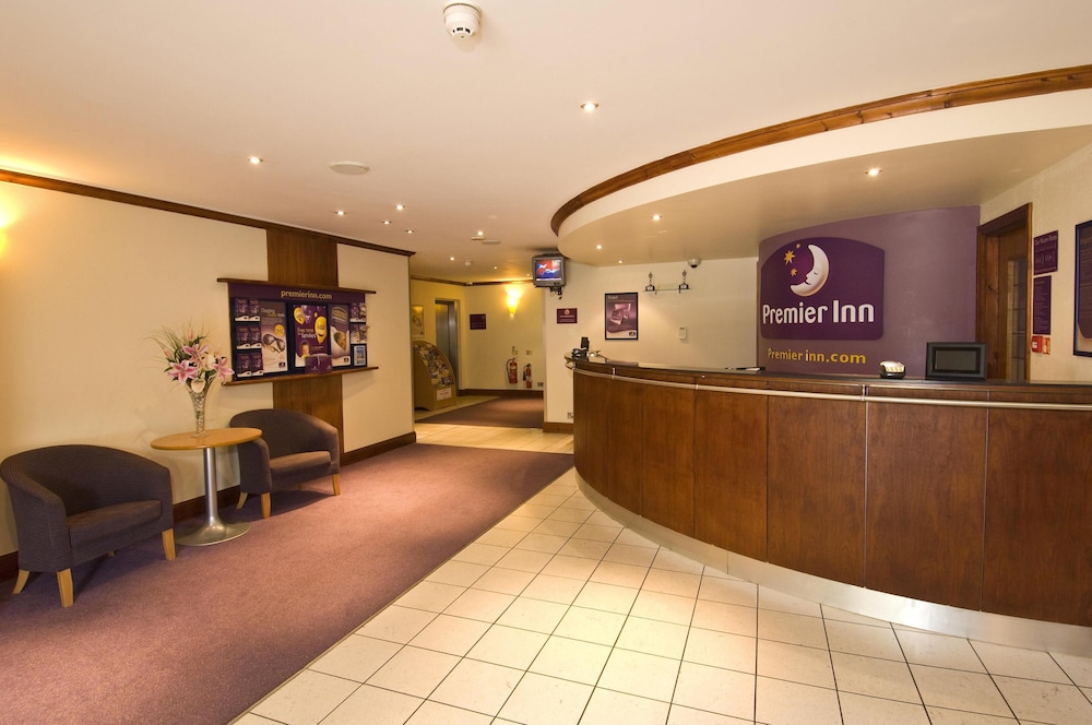 Lobby at Premier Inn Gatwick Crawley Town West, CRAWLEY