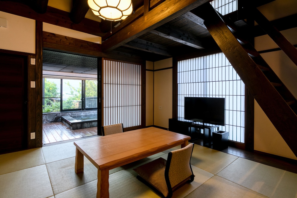 Yufuin Onsen Toshoan 26/44