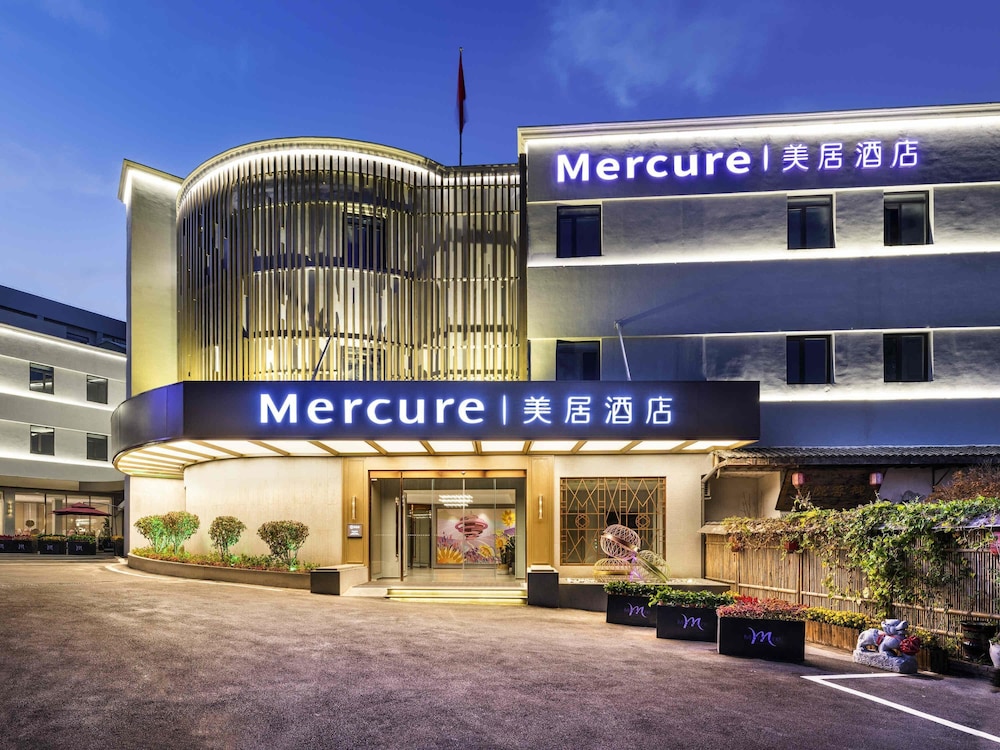 Mercure Qingdao Zhanqiao 2/46