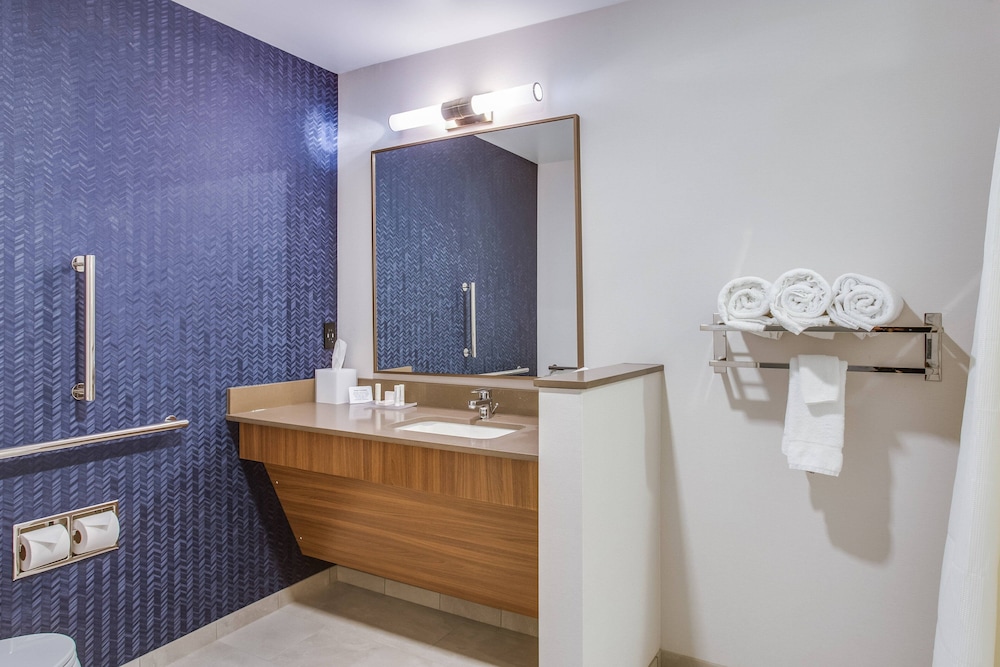 Fairfield Inn & Suites by Marriott Rolla 11/46