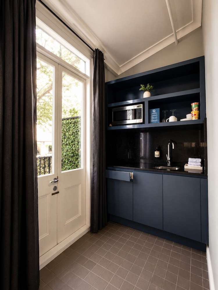 Bayswater Boutique Lodge 7/58