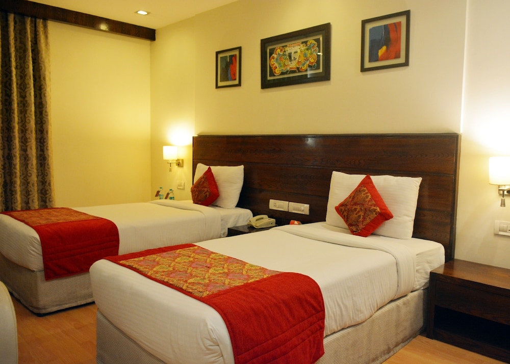 Hotel Blue Stone - Nehru Place 30/49