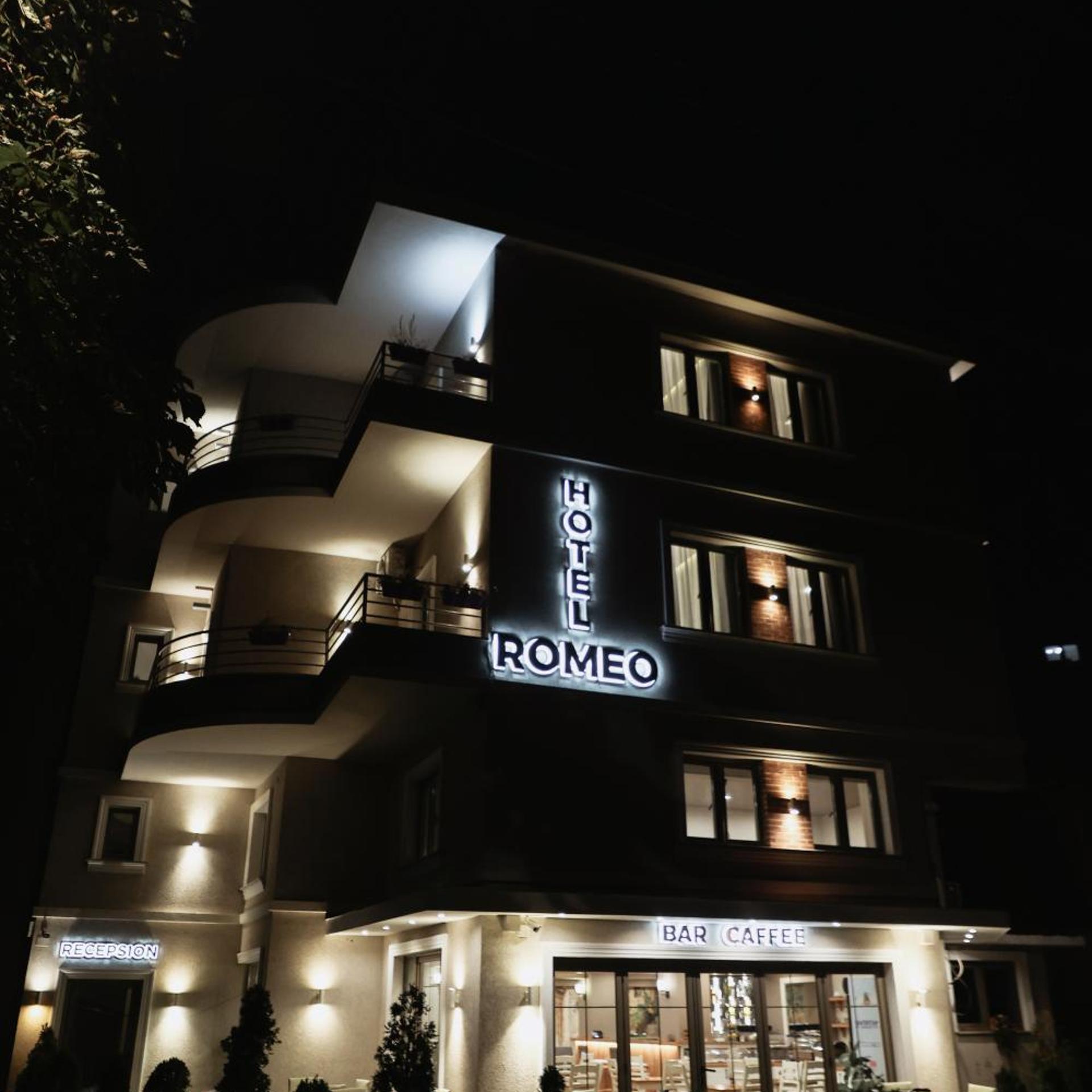 Hotel Romeo 6/59