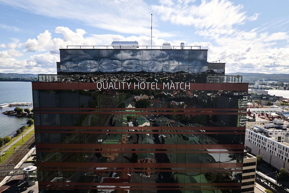 Quality Hotel Match 7/61