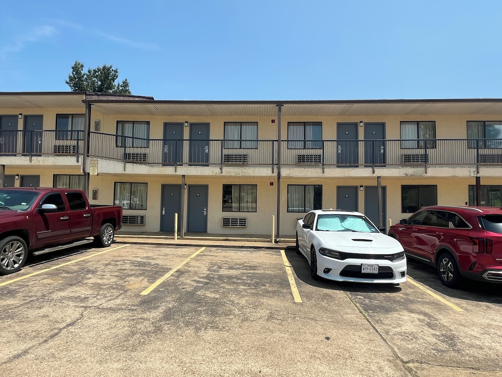 Executive Inn Kilgore North 41/57