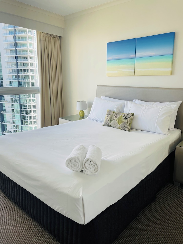 2 BEDROOMS, APARTMENT