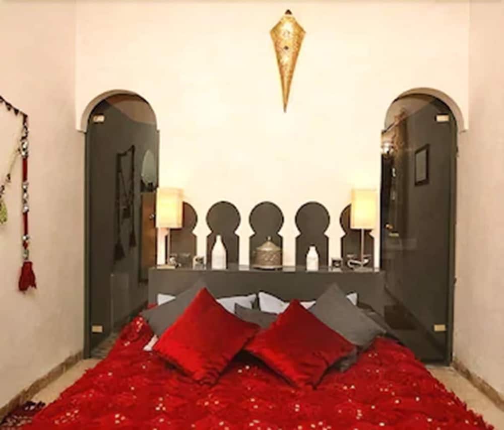RIAD ALADDIN 44/76