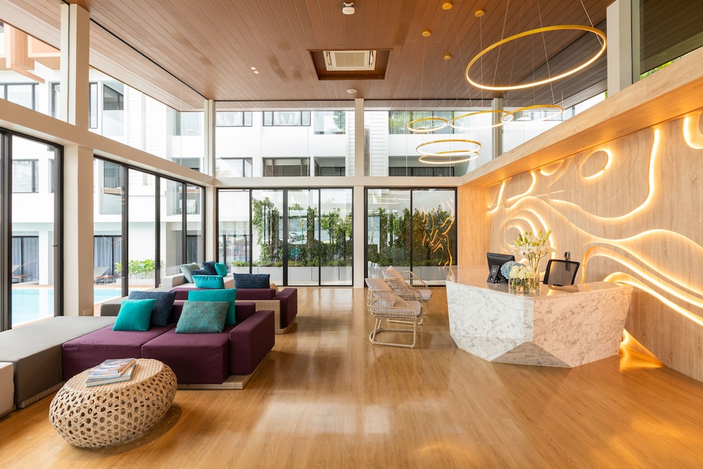 Liv Hotel Phuket Patong Beachfront 49/69