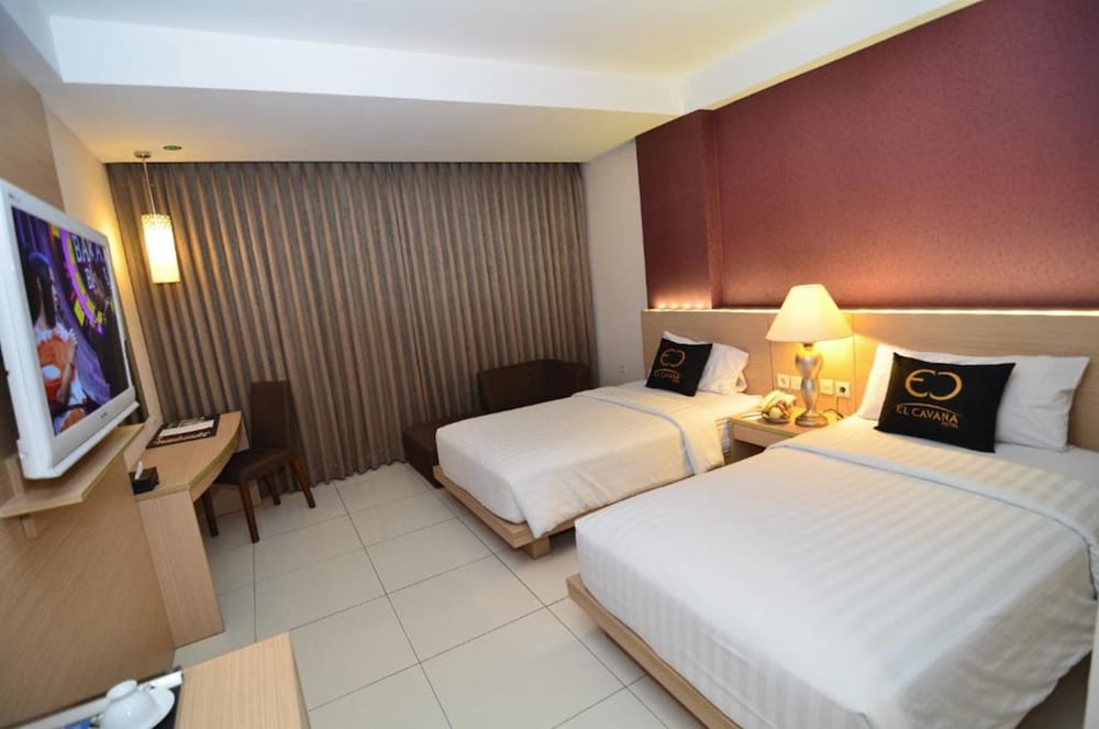 El Cavana Hotel 8/57