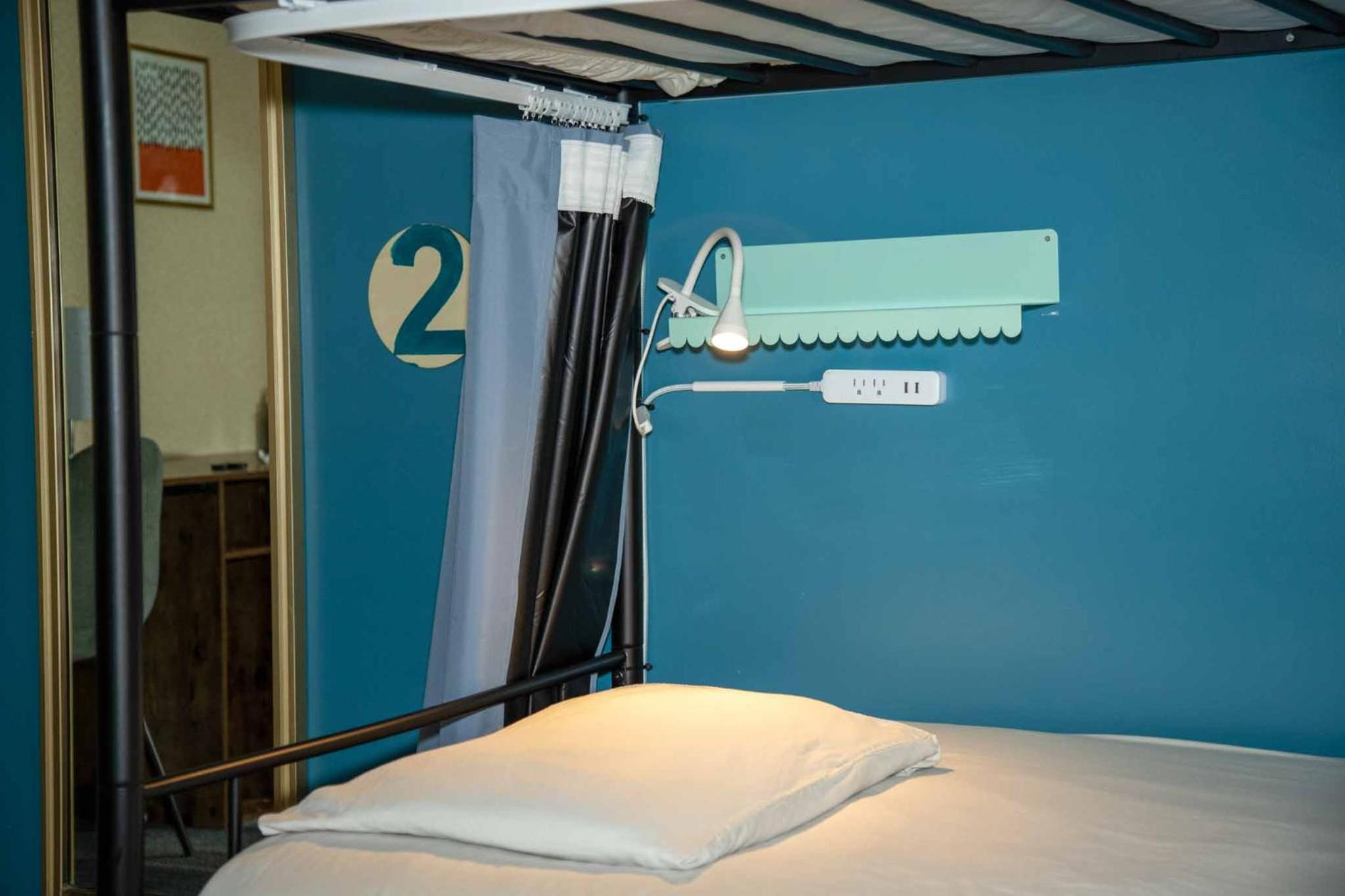FEMALE DORM, 4 BEDS