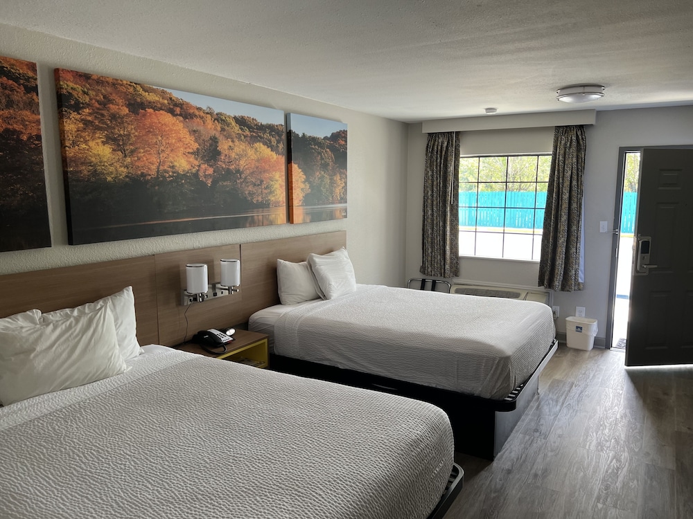 Days Inn by Wyndham Fulton 8/47