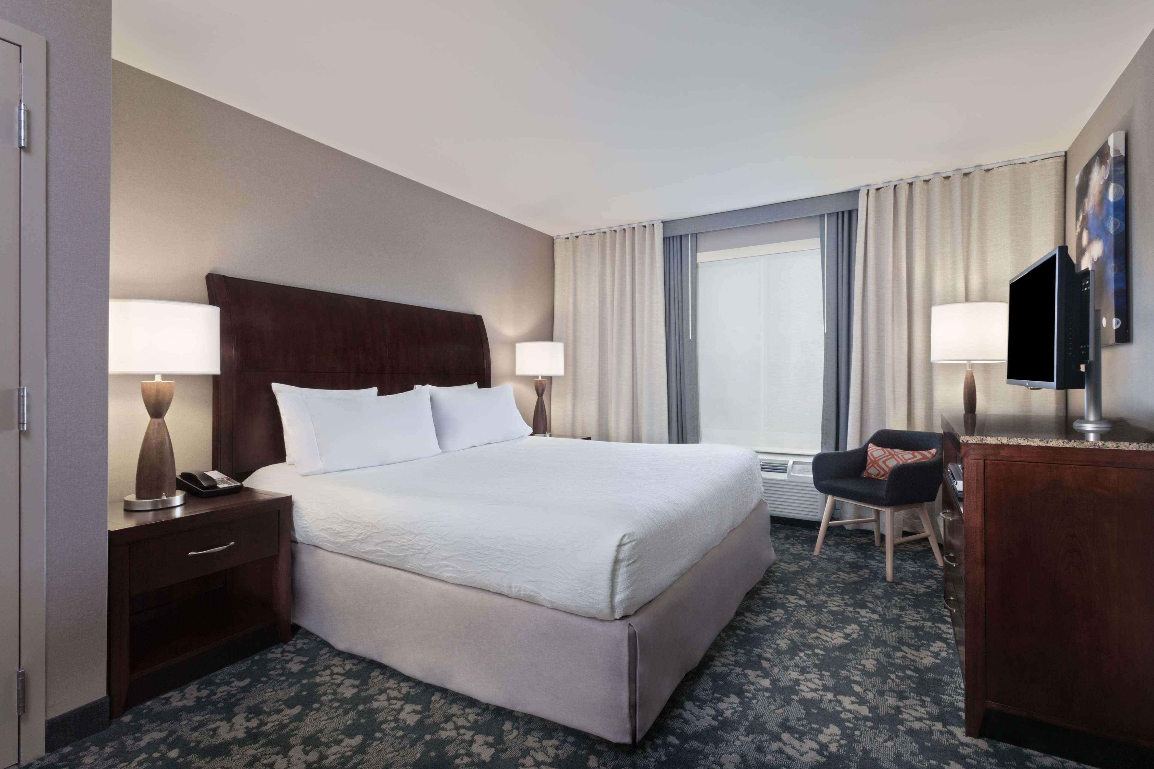1 Bedroom, Suite, King Bed