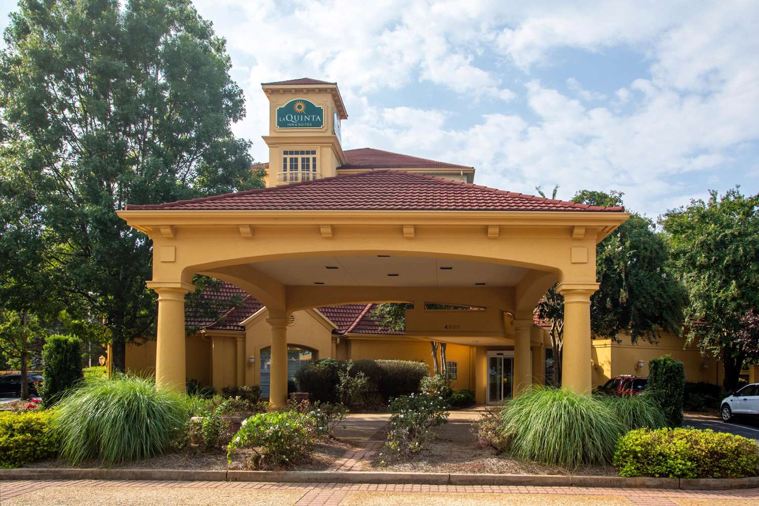 La Quinta Inn & Suites by Wyndham Charlotte Airport South in CHARLOTTE - NC