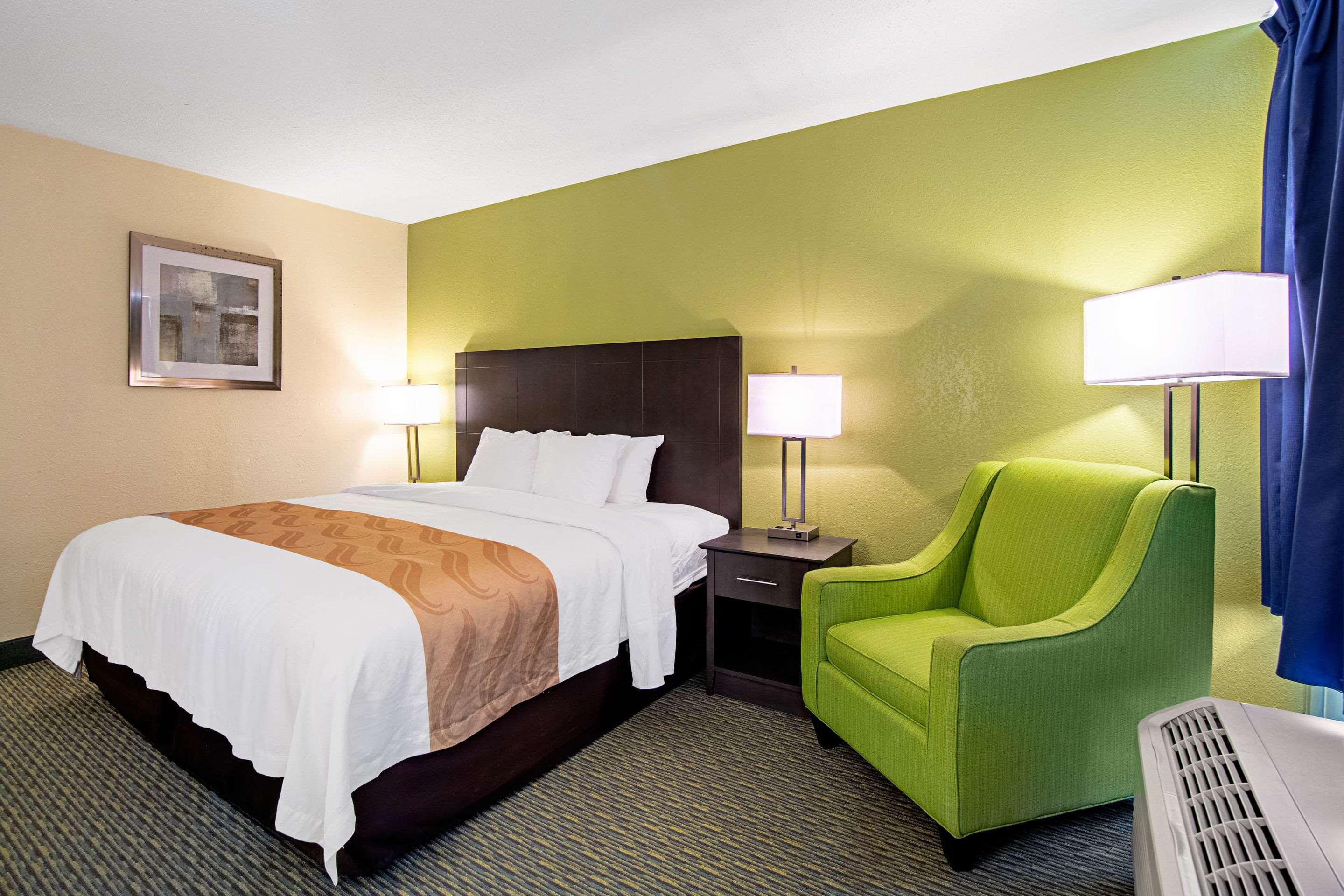 Quality Inn 14/28