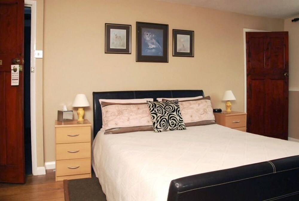 Beech Hill House B & B 13/50