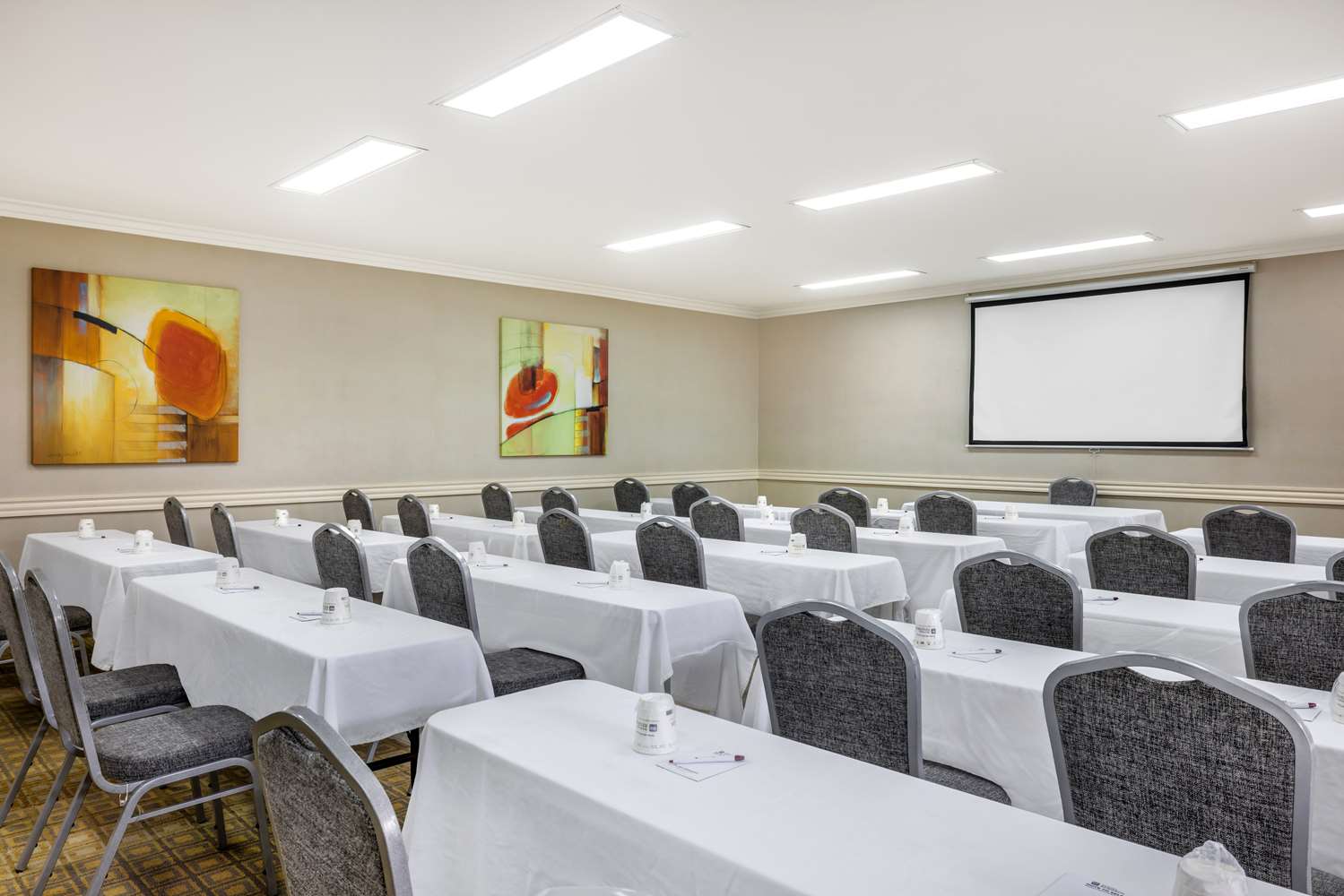 Best Western Plus Orange County Airport North 12/19