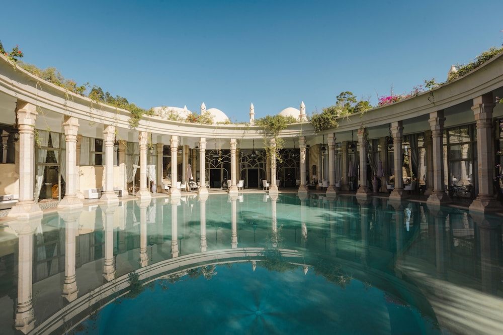 Rhoul Palace And Spa 65/68