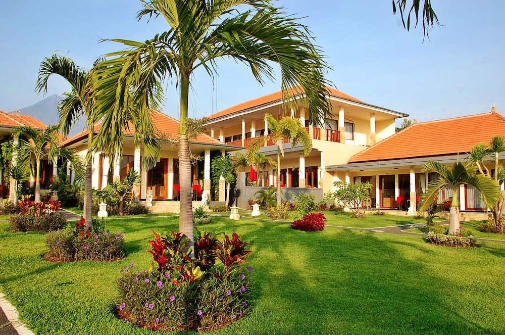 Bali Dive Resort And Spa 57/68