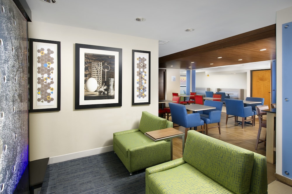 Holiday Inn Express Hotel Suites San Antonio Downtown Market Area 21/38