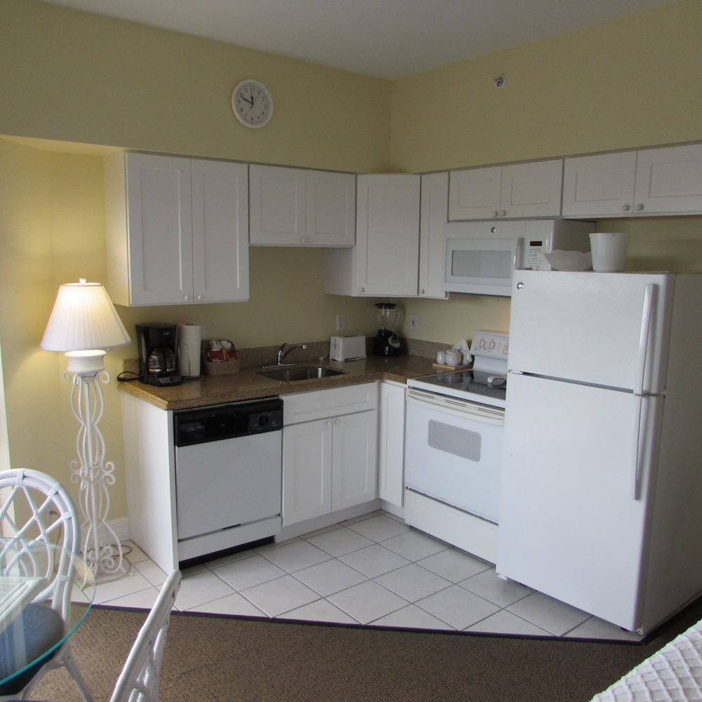 Edison Beach House 8/50