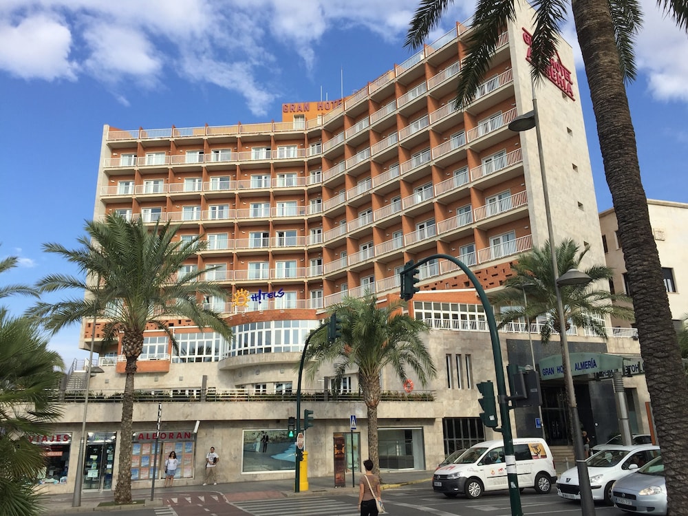 Ohtels Gran Hotel Almeria 42/50