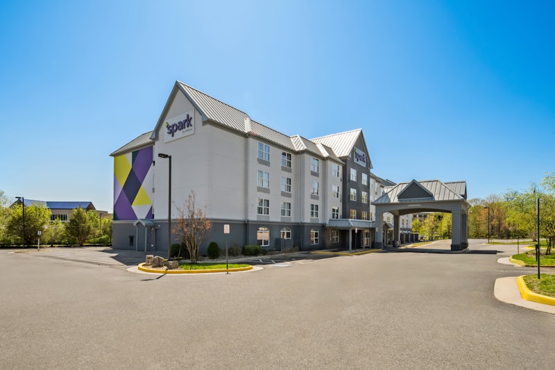 Spark by Hilton Woodbridge 17/18