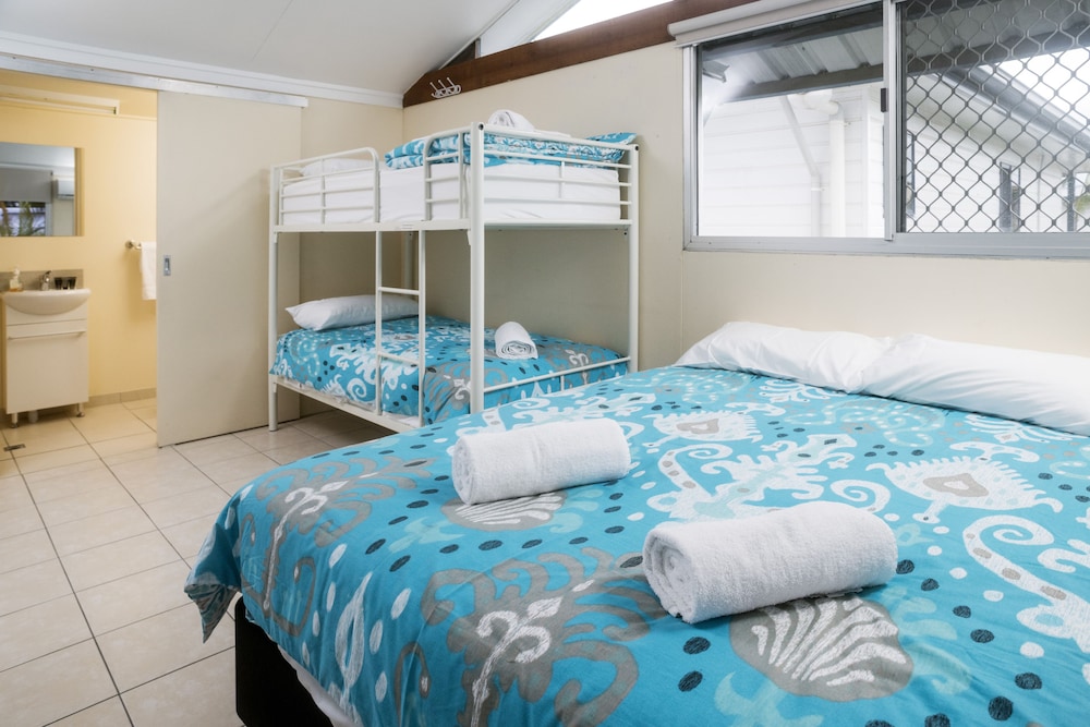 Tasman Holiday Parks - Torquay Palms 16/50
