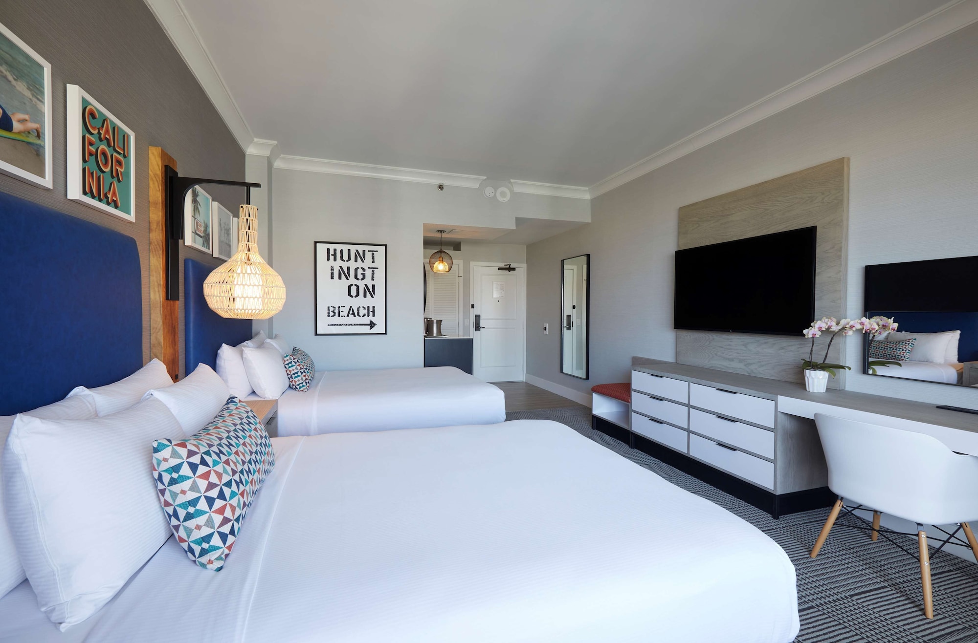 Premium, 2 Queen Beds, Ocean Front, Balcony, Dolphin Tower, Accessible