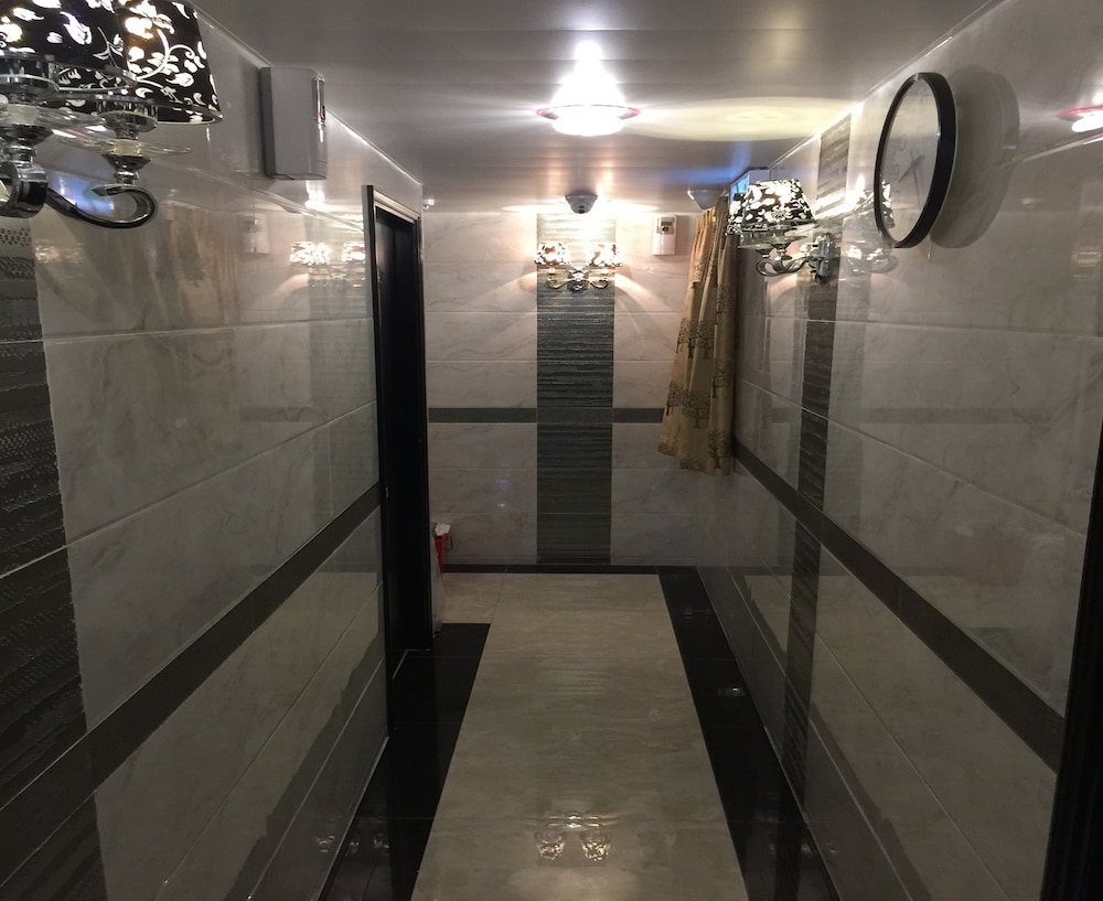 Hotel Skylark 35/61