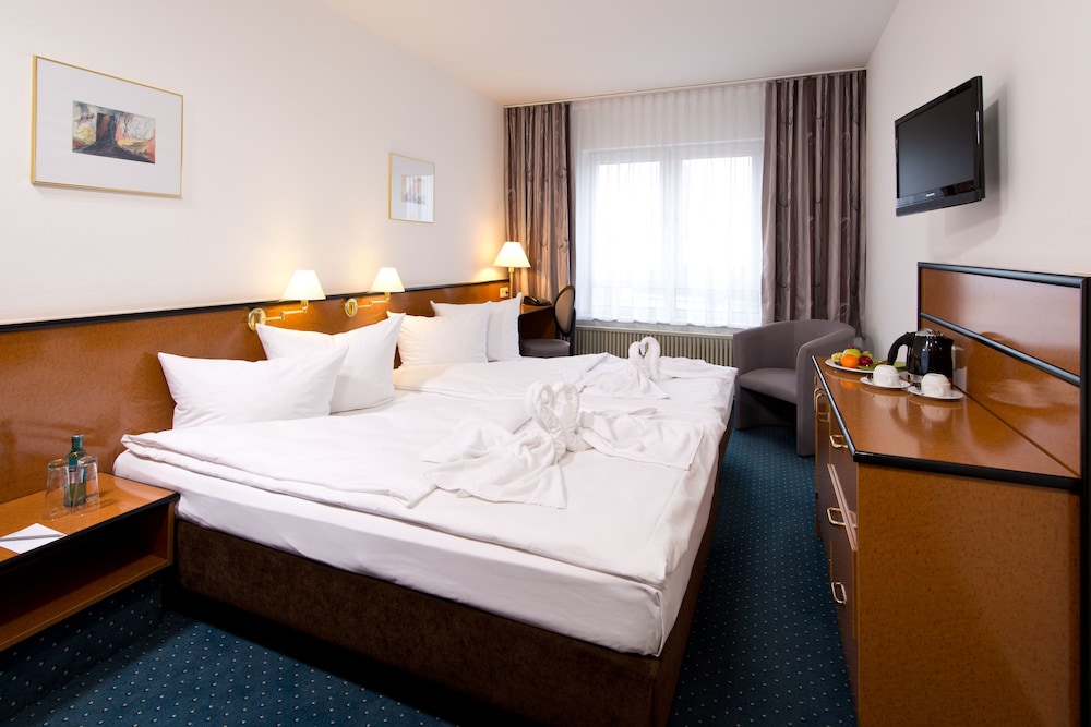 Aspire Frankfurt Airport, Trademark Collection by Wyndham 12/50